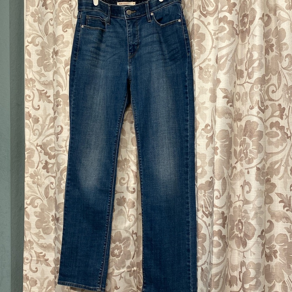 Levi’s perfect waist straight jeans
